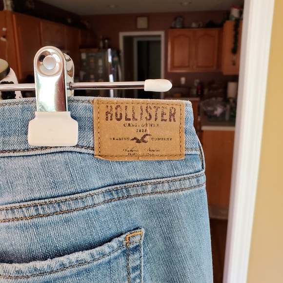 Hollister Skinny Jeans - Picture 8 of 10